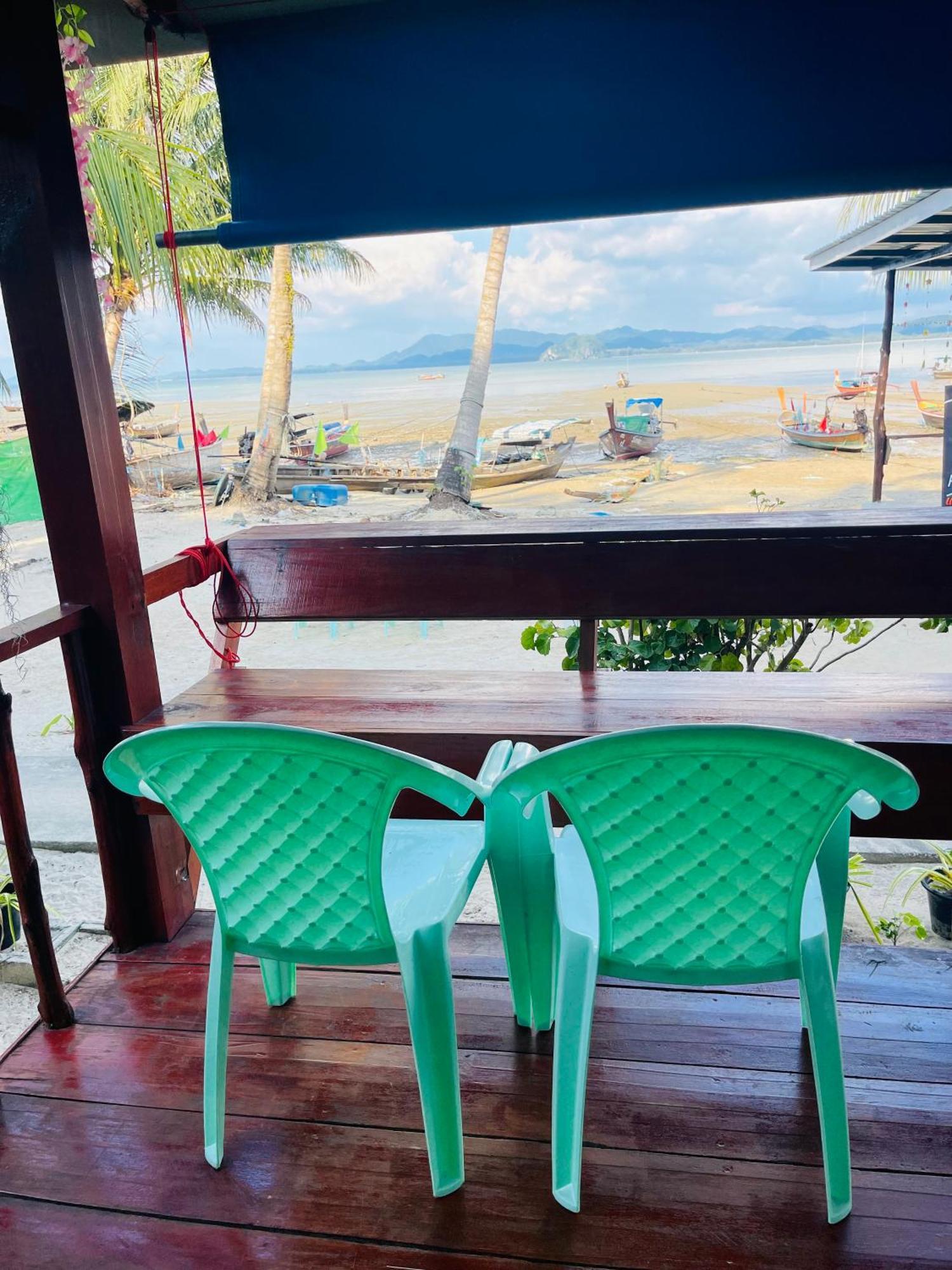 Koh Mook Rem Ley Hotel Транг Екстериор снимка