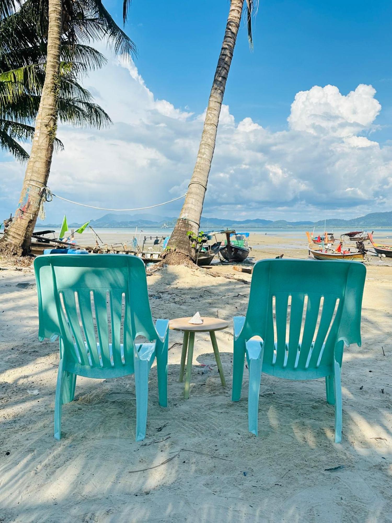 Koh Mook Rem Ley Hotel Транг Екстериор снимка