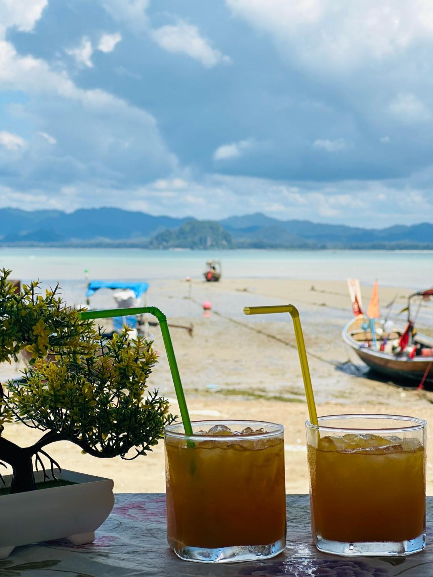 Koh Mook Rem Ley Hotel Транг Екстериор снимка
