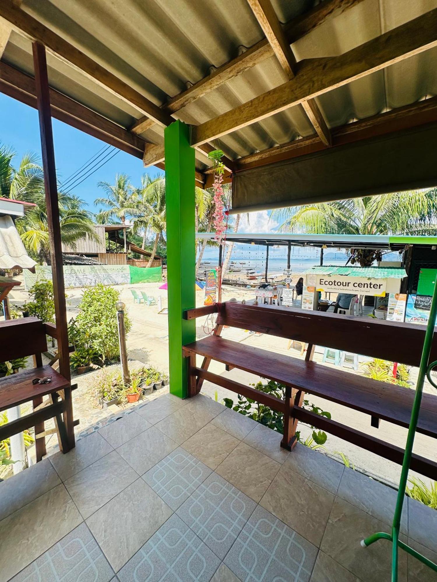 Koh Mook Rem Ley Hotel Транг Екстериор снимка